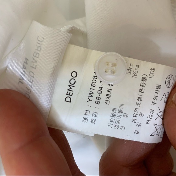 DEMOO PARKCHOONMOO White Button Down Top - Picture 6 of 7